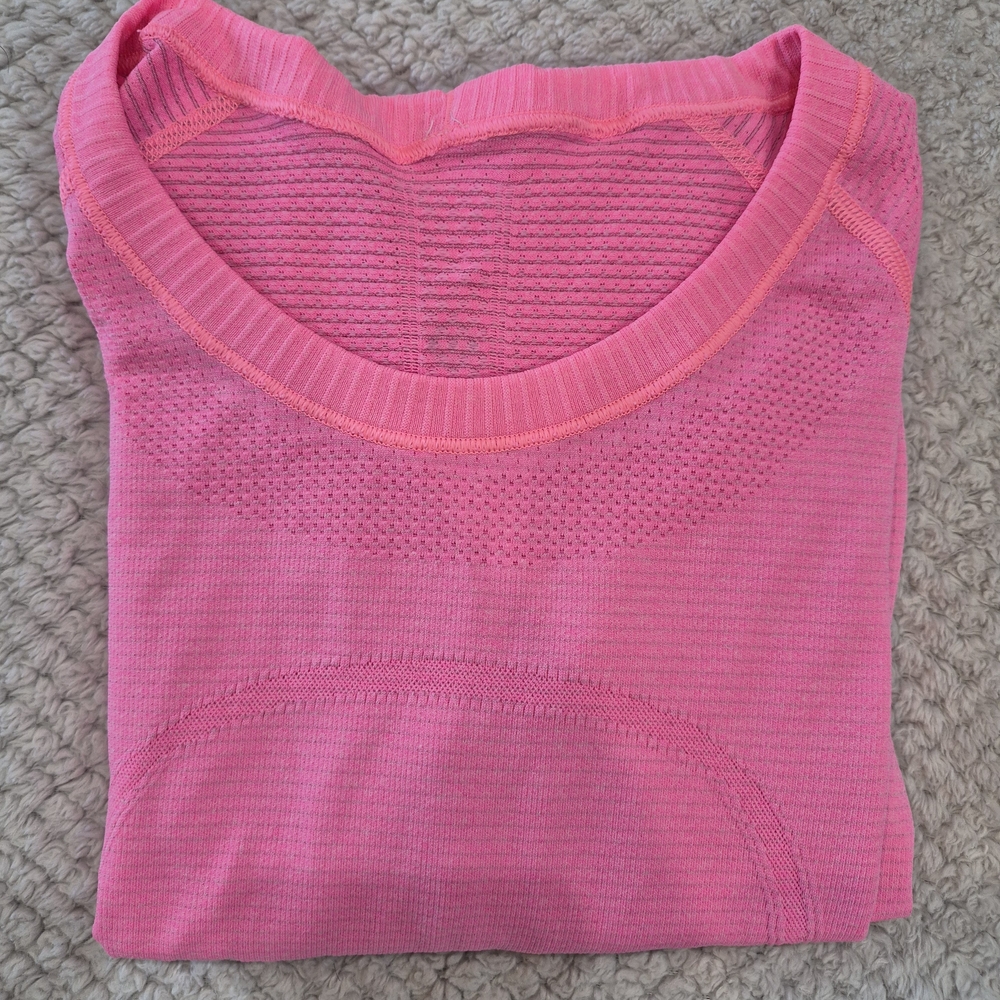 Lululemon Swiftly Tee Long Sleeve Top, Size 6 - Picture 8 of 8